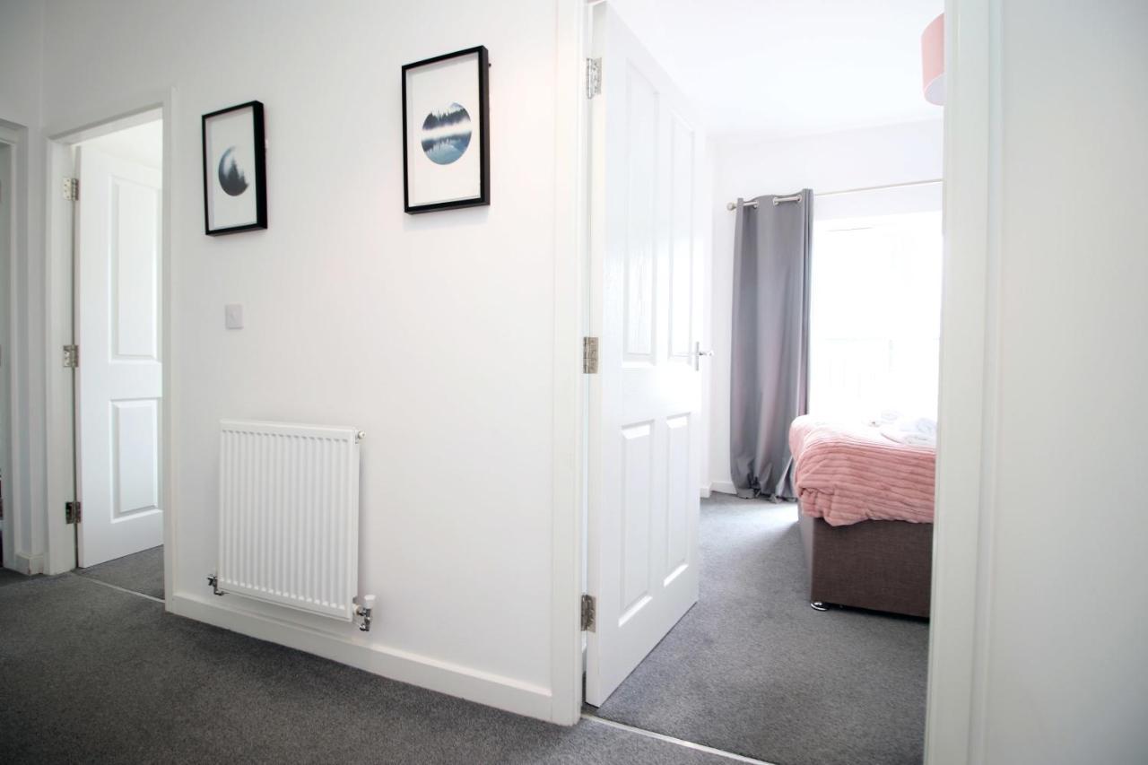 Beachview By Mia Living Close To Beach, Free Parking, Modern 2 Bedroom Apartment Barry Buitenkant foto